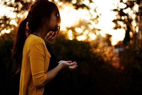 中秋快樂提前一天祝福微信(中秋節提前祝福微信)